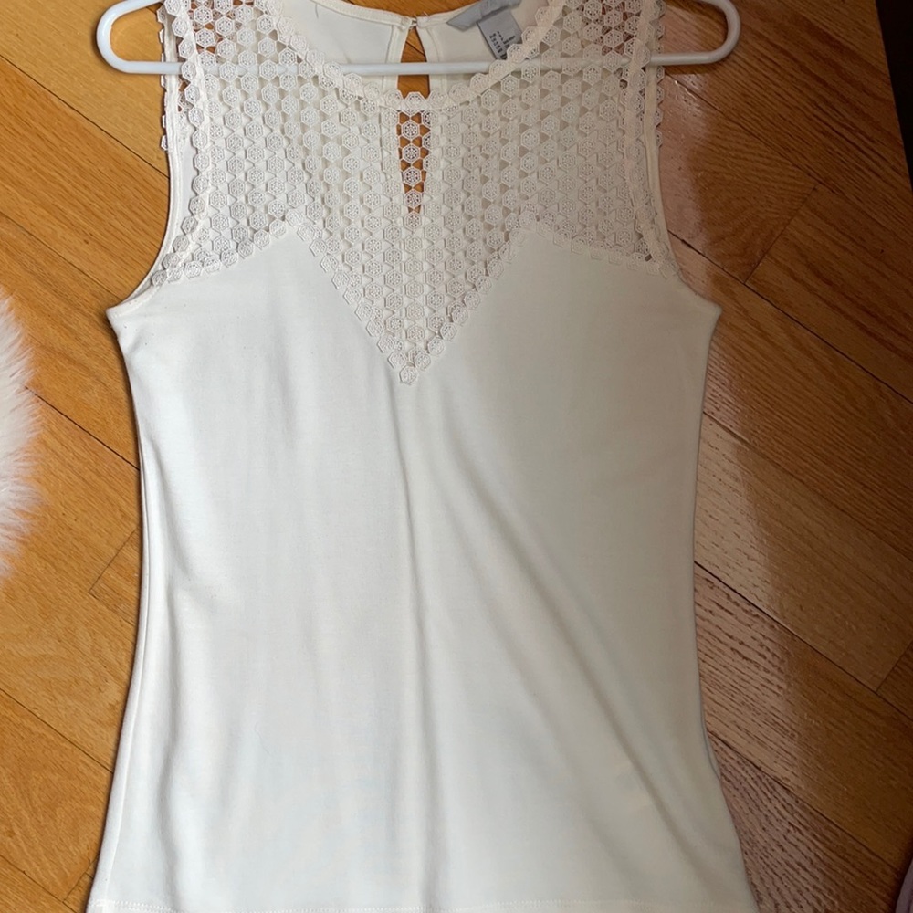 Sleeveless top